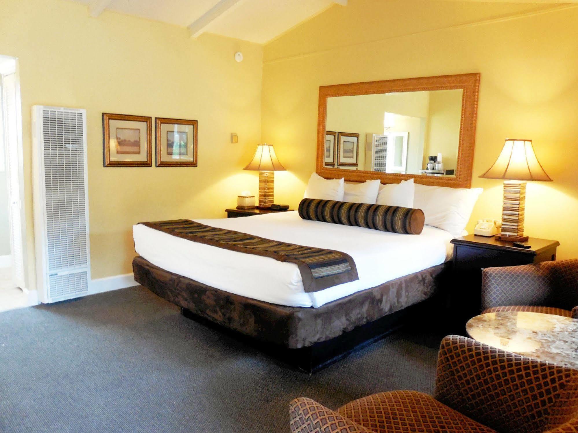פסיפיק גרוב Monterey Peninsula Inn מראה חיצוני תמונה