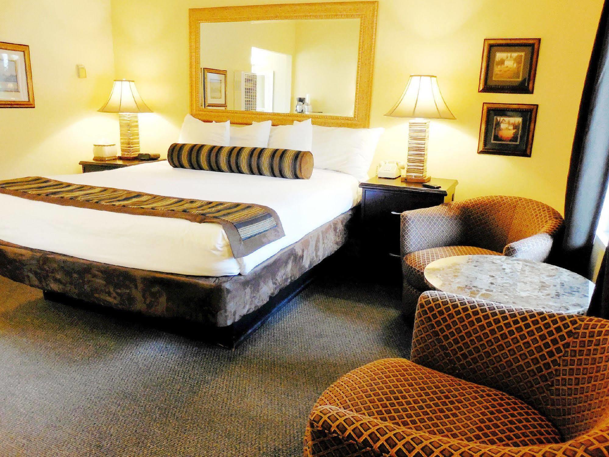 פסיפיק גרוב Monterey Peninsula Inn מראה חיצוני תמונה